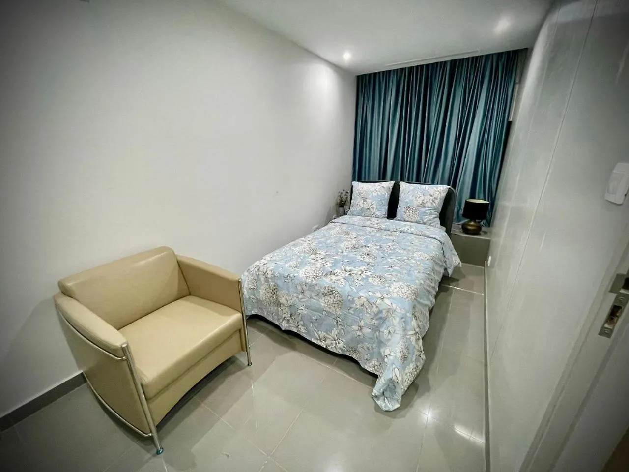 Sourok 2 Point E Apartment Dakar