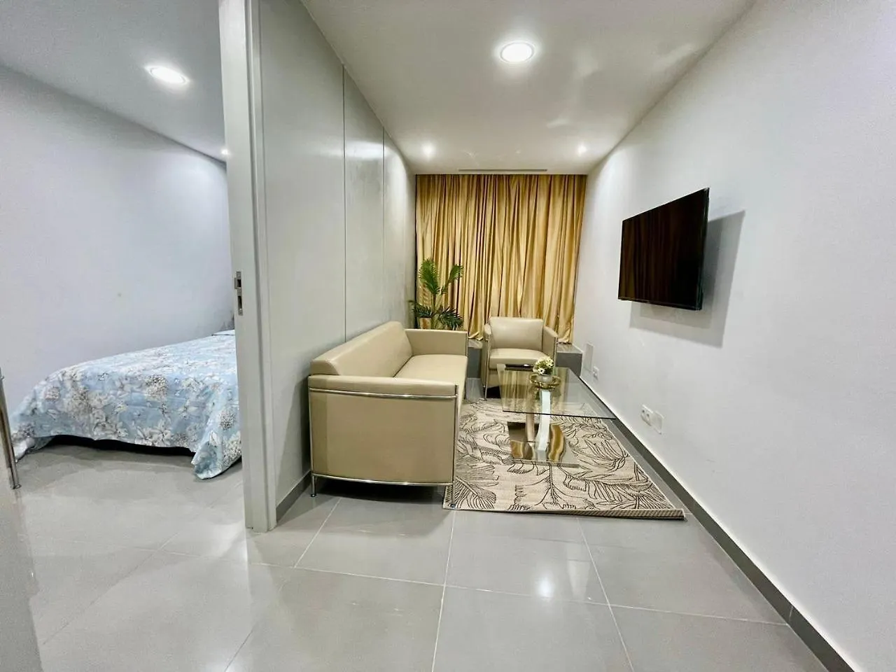 Sourok 2 Point E Apartment Dakar